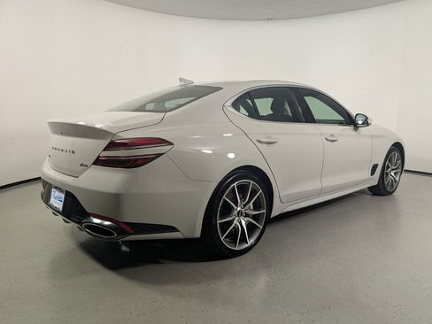 Used 2025 Genesis G70 2.5T AWD/4WD image 8
