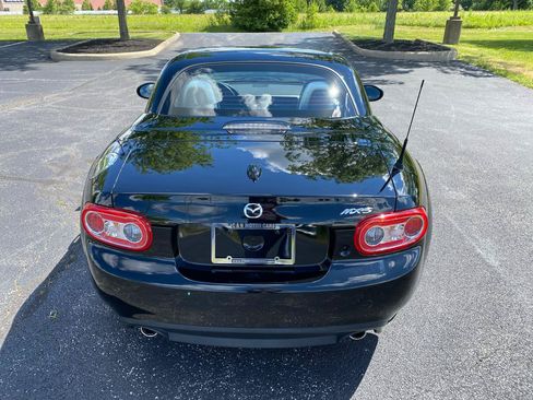 Used 2012 MAZDA MX-5 Miata Grand Touring w/ Premium Pkg RWD image 12