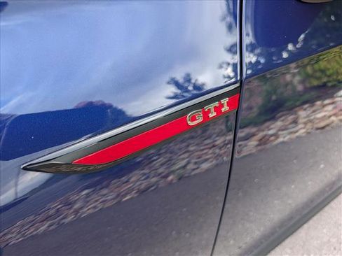 Used 2022 Volkswagen GTI SE w/ Black Wheel Package FWD image 10