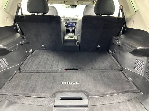 Used 2019 Nissan Rogue SV AWD/4WD image 20