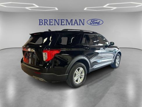 Used 2023 Ford Explorer XLT w/ Equipment Group 202A AWD/4WD image 6