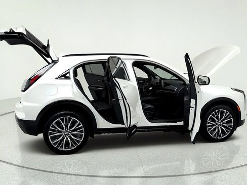 Certified 2024 Cadillac XT4 Sport AWD/4WD image 13