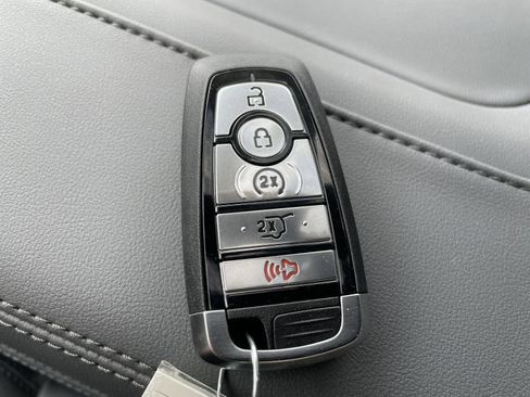 New 2026 Ford Expedition Active image 31