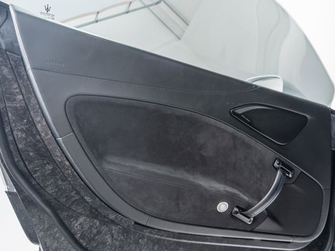 Used 2022 Maserati MC20 Coupe RWD image 42