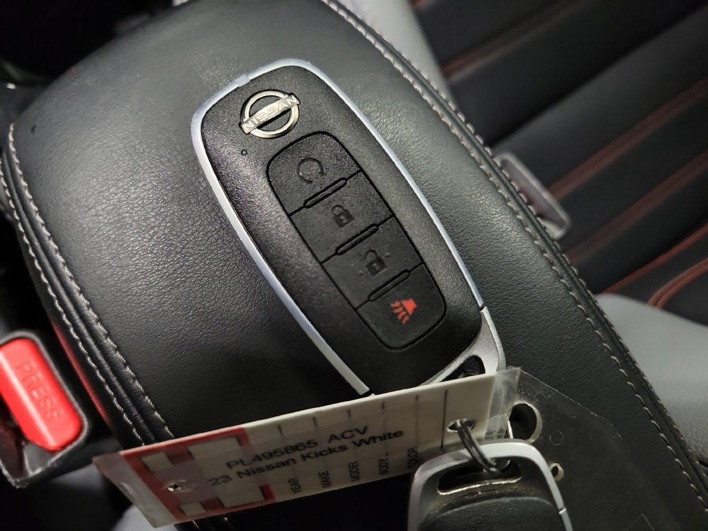 Used 2023 Nissan Kicks SR w/ SR Premium Package FWD image 19