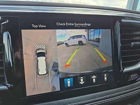 Used 2020 Chrysler Pacifica Limited w/ Advanced Safetytec Group image 60