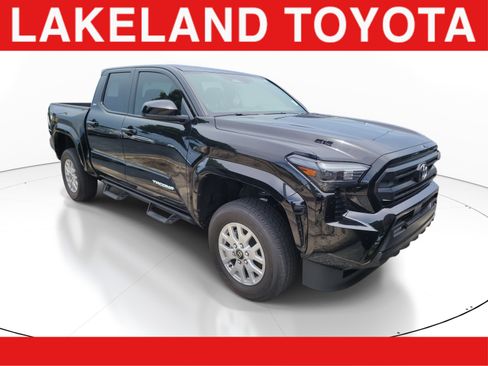 Used 2024 Toyota Tacoma SR5 AWD/4WD image 1