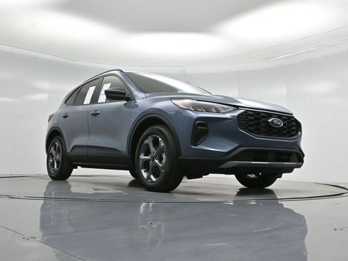 Certified 2025 Ford Escape ST-Line w/ Equipment Group 301A image 49