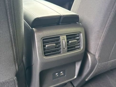 Certified 2023 Nissan Rogue SV AWD/4WD image 12