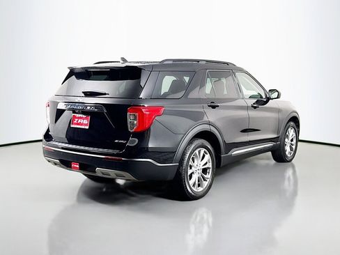 Used 2023 Ford Explorer XLT w/ Equipment Group 202A image 5
