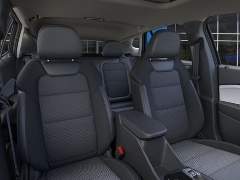 New 2026 Chevrolet Trax LT w/ Sunroof Package image 17