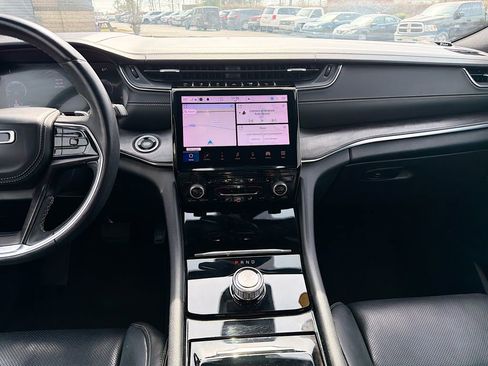 Used 2021 Jeep Grand Cherokee L Overland w/ Luxury Tech Group IV image 22