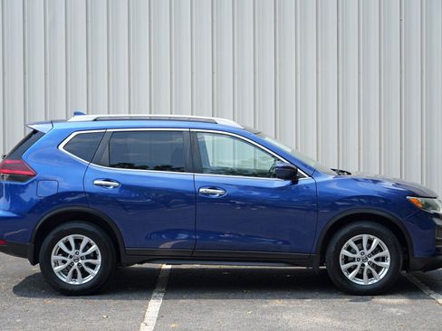 Used 2018 Nissan Rogue SV w/ Premium Package AWD/4WD image 47