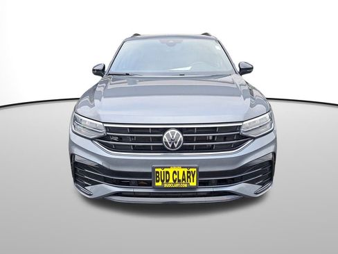 Used 2022 Volkswagen Tiguan SE R-Line image 9