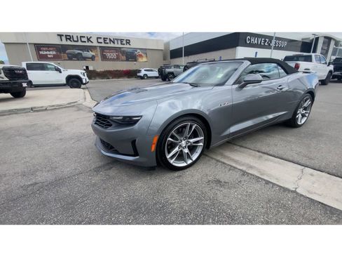 Used 2021 Chevrolet Camaro LT w/ Technology Package image 4