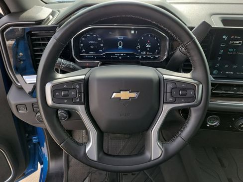 Used 2023 Chevrolet Silverado 1500 LT image 23