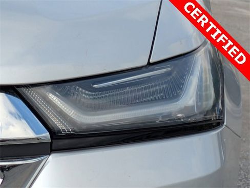 Certified 2022 Chevrolet Traverse LS image 12