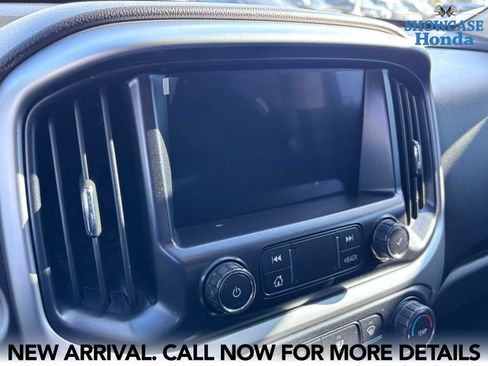 Used 2021 Chevrolet Colorado LT w/ LT Convenience Package RWD image 13