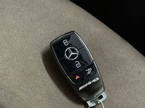 Used 2026 Mercedes-Benz GLA 35 AMG 4MATIC image 41