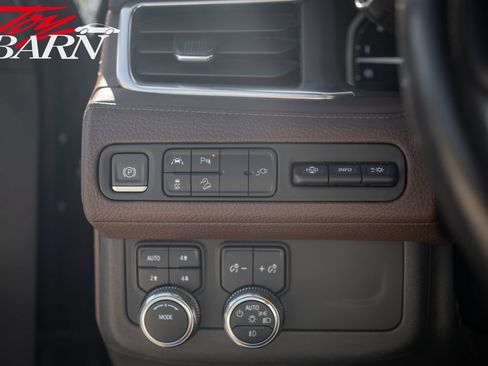 Used 2021 GMC Yukon Denali AWD/4WD image 22