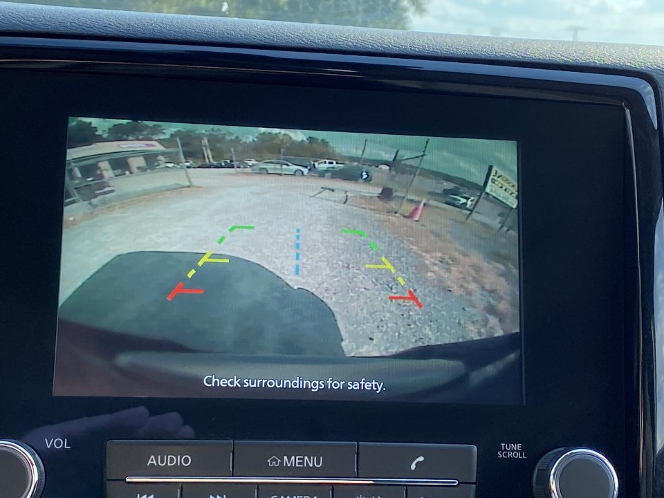 Used 2022 Nissan Frontier SV w/ Technology Package AWD/4WD image 14