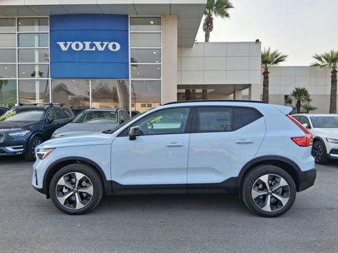 New 2026 Volvo XC40 B5 Plus w/ Protection Package Premier AWD/4WD image 3