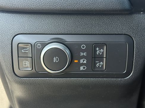 Used 2022 Ford Escape SEL image 20