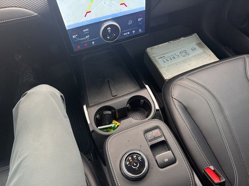 Used 2022 Ford Mustang Mach-E Premium image 28