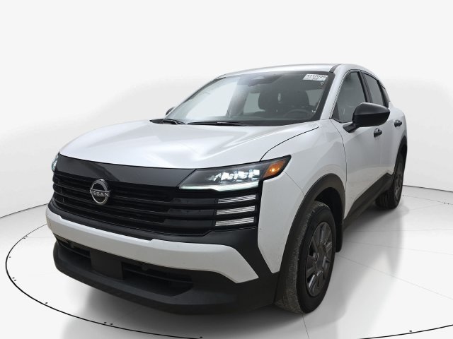 Used 2025 Nissan Kicks S FWD image 10