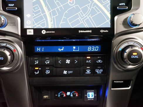 Used 2023 Toyota 4Runner Limited image 22