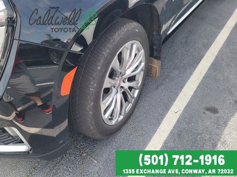 Used 2024 GMC Yukon XL Denali w/ Denali Reserve Package image 4