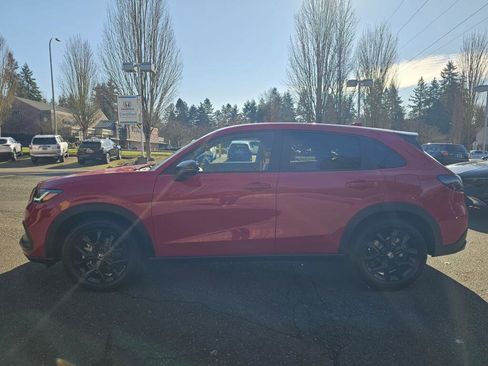 Certified 2025 Honda HR-V Sport image 4