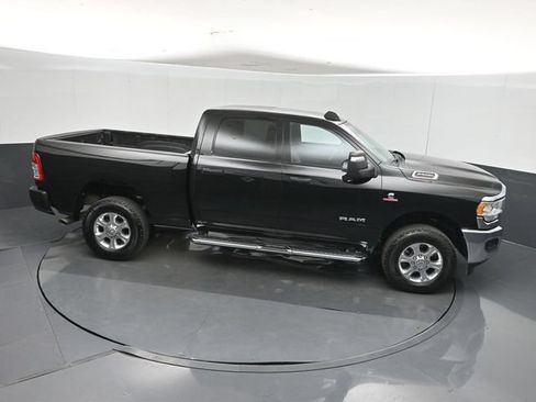 Used 2024 RAM 2500 Big Horn AWD/4WD image 40