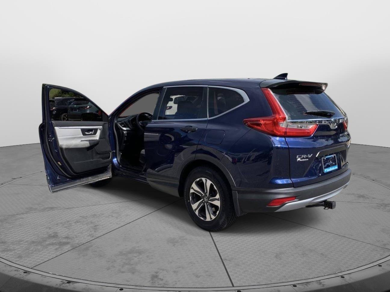 Used 2019 Honda CR-V LX image 10