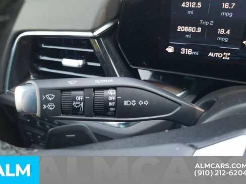 Used 2025 Chevrolet Tahoe LT AWD/4WD image 16
