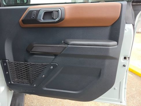 Certified 2024 Ford Bronco Outer Banks AWD/4WD image 17