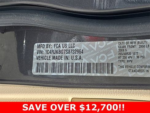 New 2025 Jeep Grand Cherokee L Limited w/ Luxury Tech Group II image 38