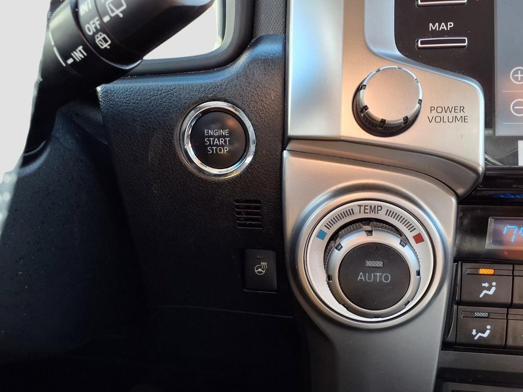 Used 2023 Toyota 4Runner Limited AWD/4WD image 13