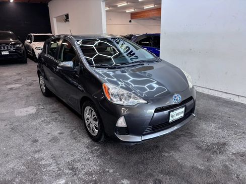 Used 2013 Toyota Prius C Two FWD image 2