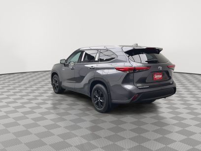 Used 2021 Toyota Highlander XLE