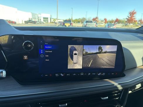 New 2026 Chevrolet Suburban High Country image 16