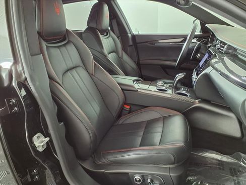 Used 2021 Maserati Quattroporte S GranSport image 9