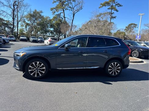 Certified 2023 Volvo XC60 B5 Plus w/ Climate Package image 13