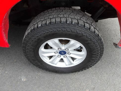 Used 2017 Ford F150 XL w/ Equipment Group 101A Mid AWD/4WD image 23