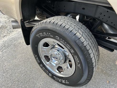 Used 2008 Ford F350 XLT image 12