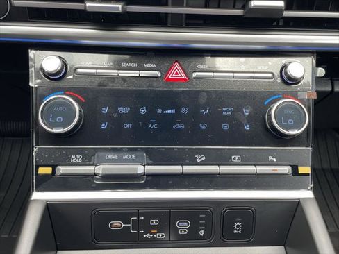 New 2025 Hyundai Santa Fe Limited image 32