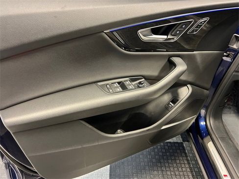 Used 2019 Audi Q8 Premium Plus image 8