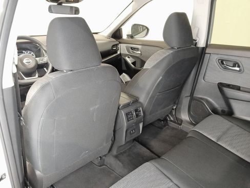 Certified 2023 Nissan Rogue SV image 13