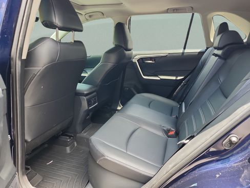 Used 2023 Toyota RAV4 XLE Premium AWD/4WD image 17