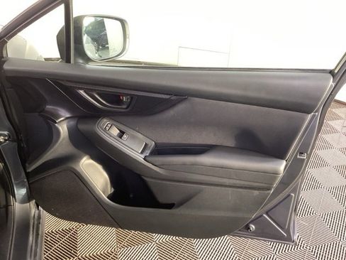 Used 2021 Subaru Crosstrek 2.0i Premium w/ Moonroof Package image 20